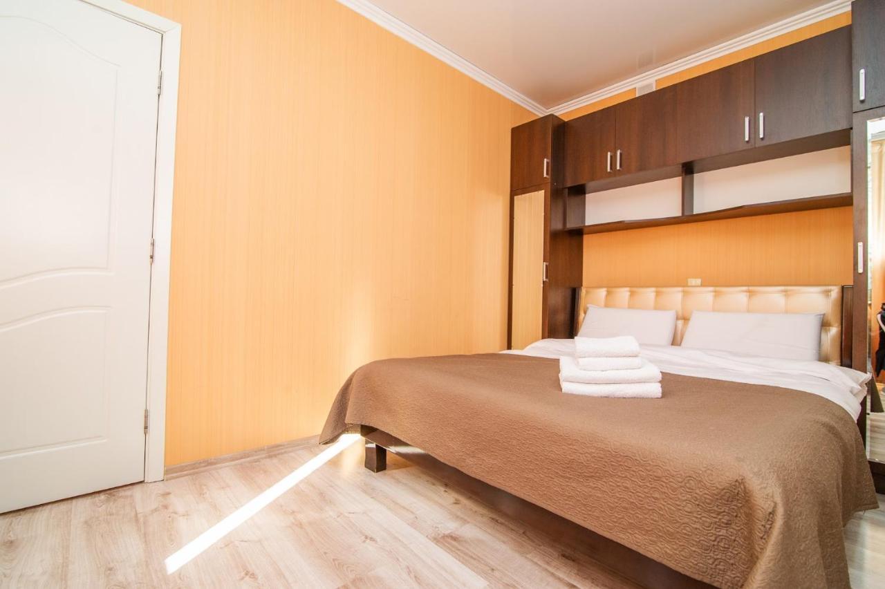 Luxrent Lägenhet Chişinau Exteriör bild