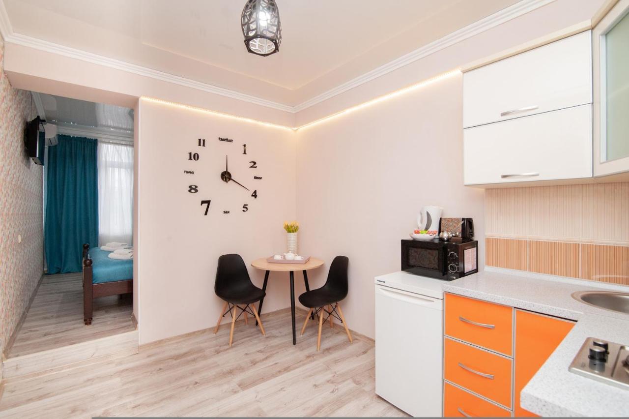 Luxrent Lägenhet Chişinau Exteriör bild