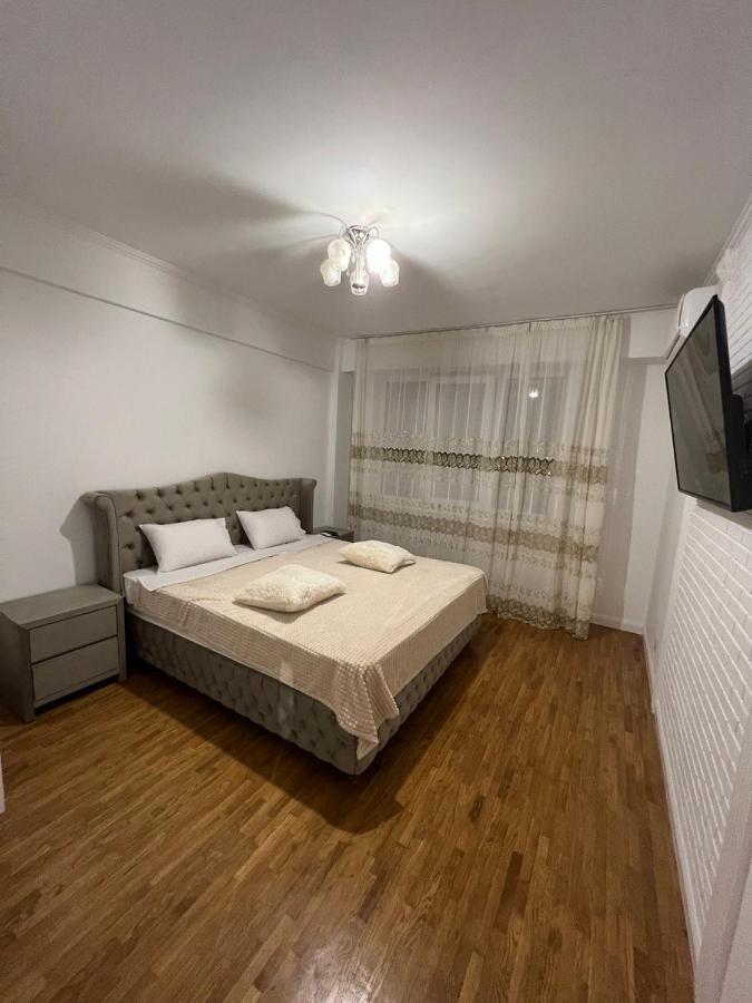 Luxrent Lägenhet Chişinau Exteriör bild
