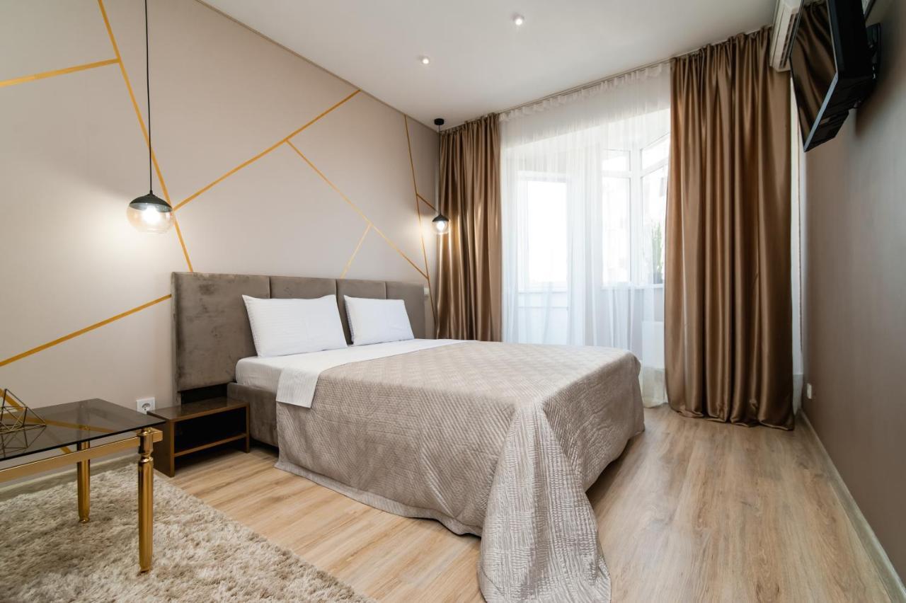 Luxrent Lägenhet Chişinau Exteriör bild