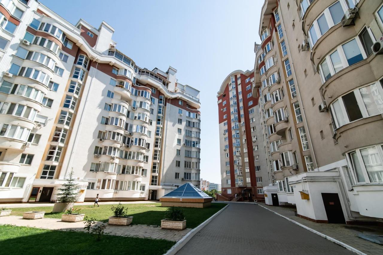 Luxrent Lägenhet Chişinau Exteriör bild